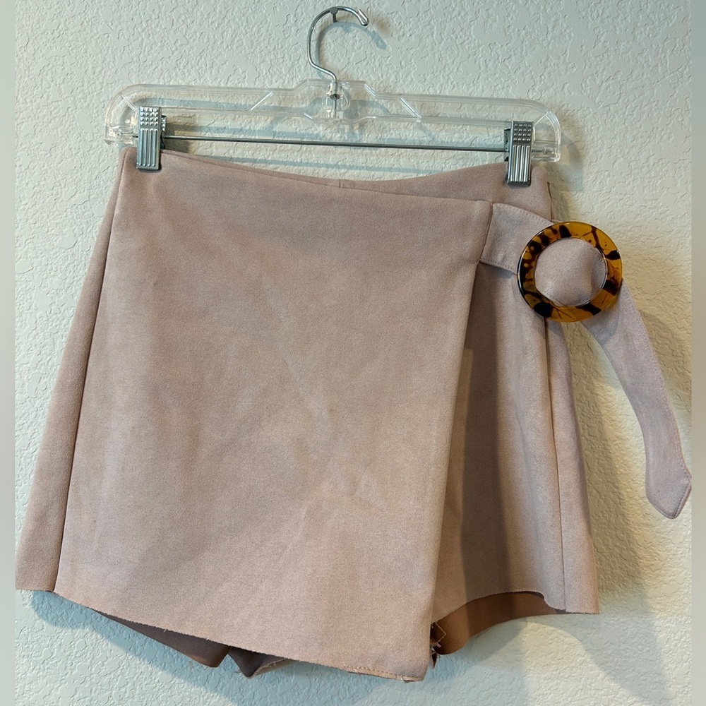 ZARA Women’s Blush Faux Suede Skort - XS